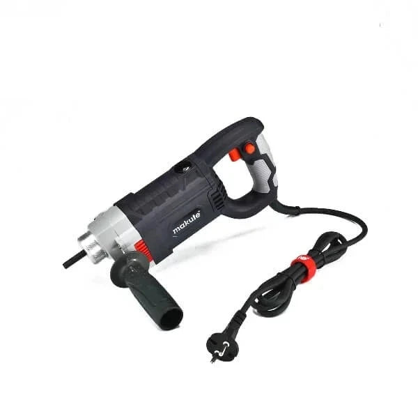 Makute CV001 Concrete Vibrator 35mm 960w showcasing powerful motor and ergonomic design for efficient concrete work.